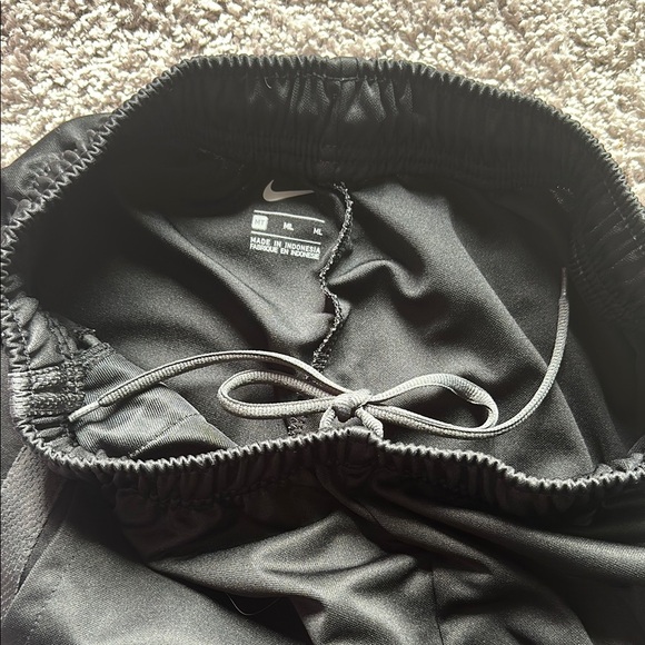 Nike Pants Black Tapered Leg Womens Track pockets/drawstring Run Walk Lounge MT - Picture 4 of 7